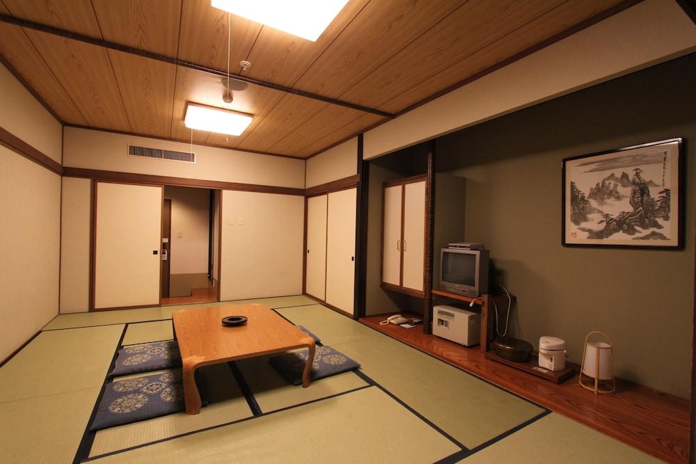 Tokachi Makubetsu Onsen Grandvrio Hotel Obihiro Exteriör bild