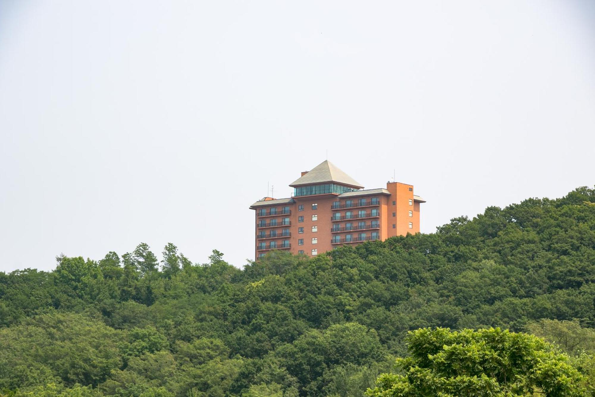 Tokachi Makubetsu Onsen Grandvrio Hotel Obihiro Exteriör bild